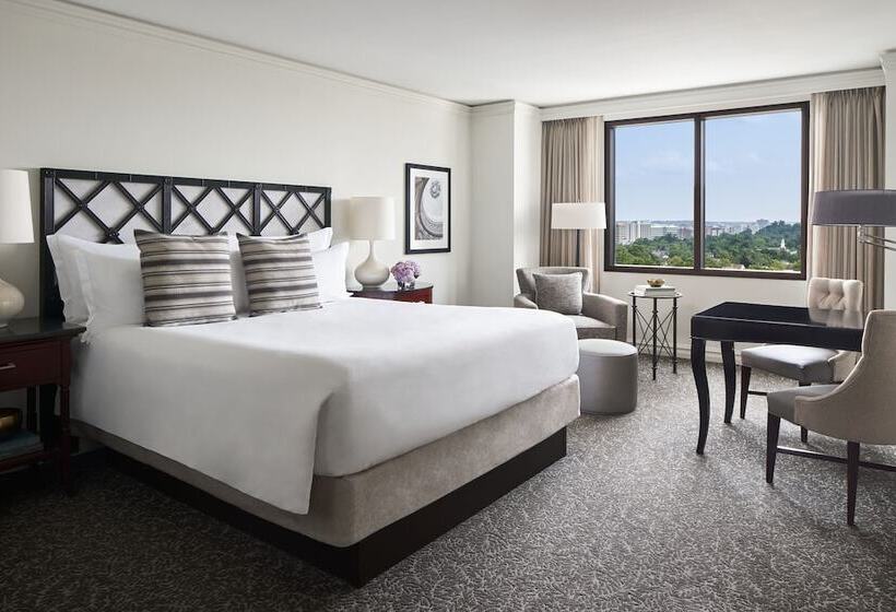 Номер Клуб, The Ritzcarlton, Pentagon City
