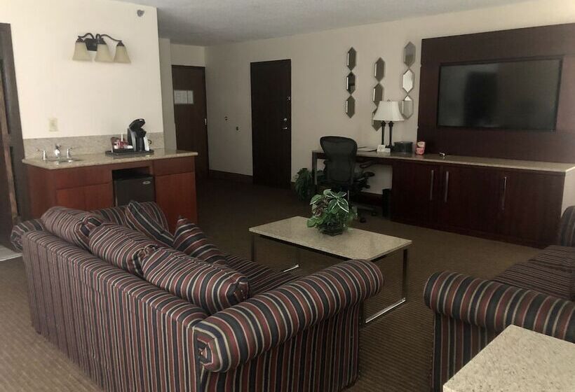 Президентский Люкс, Wyndham Riverfront