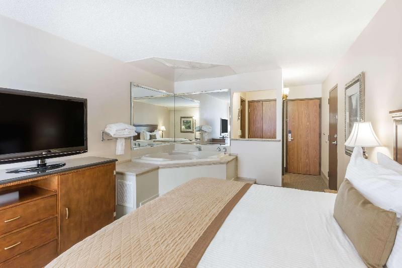 デラックススイート, Wyndham Riverfront