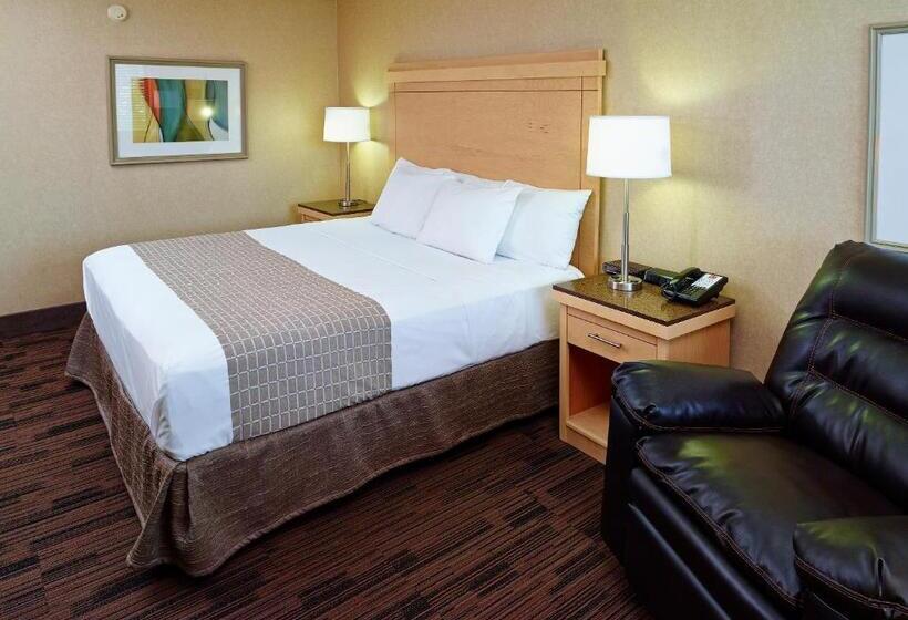 Номер Deluxe Кровать Кинг, Livinn Hotel Cincinnati North/ Sharonville