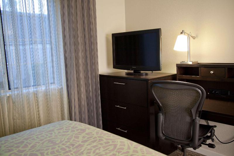 장애인을 위한 스위트, Sonesta Es Suites Sunnyvale