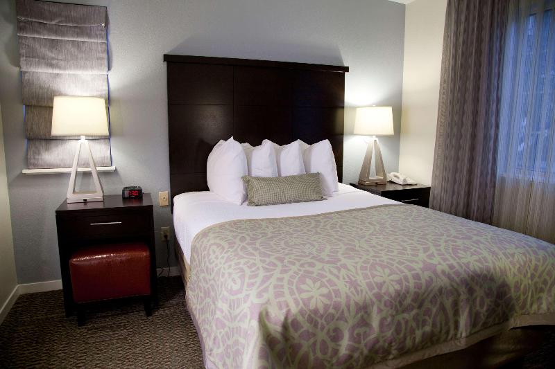 장애인을 위한 스위트, Sonesta Es Suites Sunnyvale