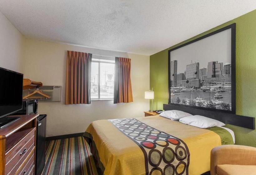 장애인을 위한 스탠다드 룸, Super 8 By Wyndham College Park Wash Dc Area
