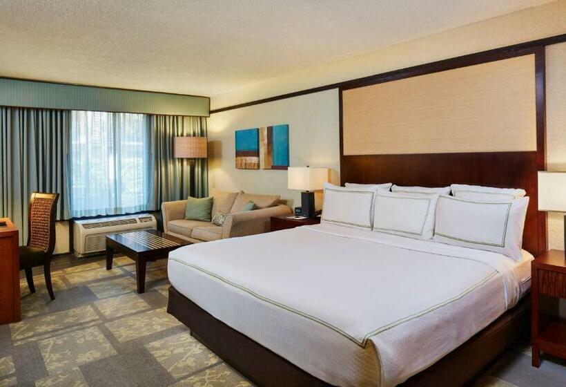 اتاق استاندارد با تخت بزرگ برای معلولان, Doubletree By Hilton Hotel Orlando At Seaworld
