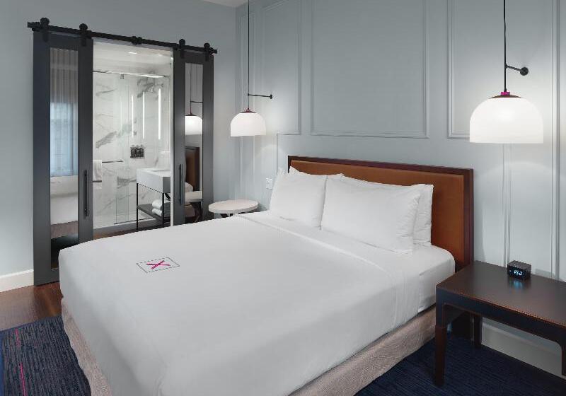 Deluxe Kamer met Kingsize Bed, Axiom