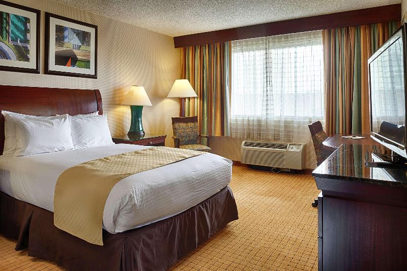 キングサイズベッドのスタンダードルーム, Doubletree By Hilton Hotel Denver