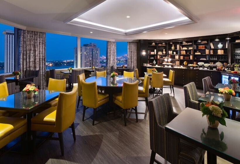 Номер Клуб, The Windsor Court