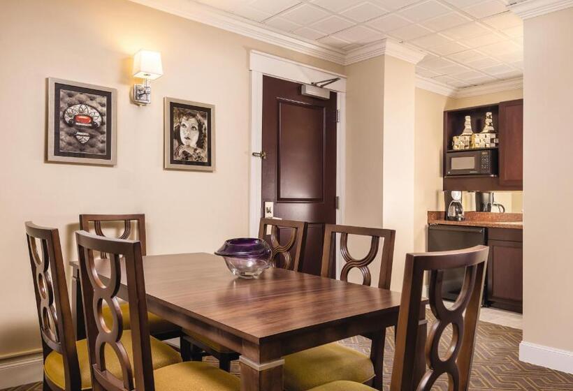 Апартаменты 1 Спальня, Worldmark Seattle   The Camlin