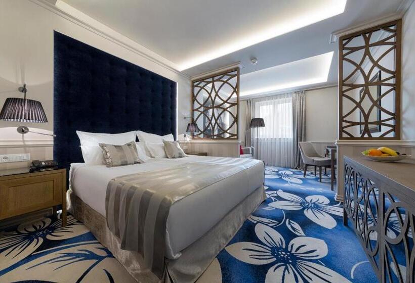 컴포트 룸, Grand Hotel Slavia