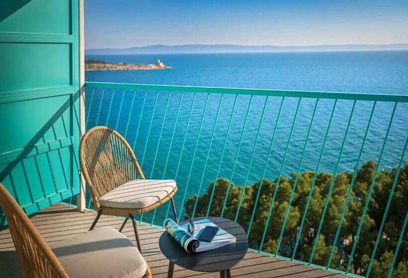Номер Стандард Боковой Вид на Море с Балконом, Places Dalmacija By Valamar