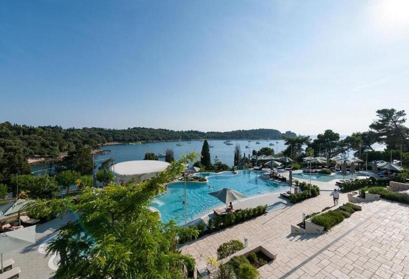 Номер Executive, Monte Mulini Adults Exclusive Hotel By Maistra Collection