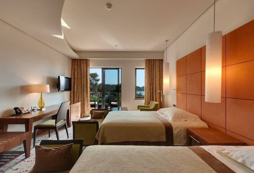 Номер Стандарт Смежный, Monte Mulini Adults Exclusive Hotel By Maistra Collection