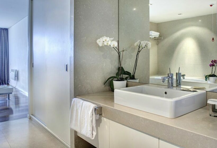 اتاق لوکس با چشم‌انداز دریا, Rixos Premium Dubrovnik