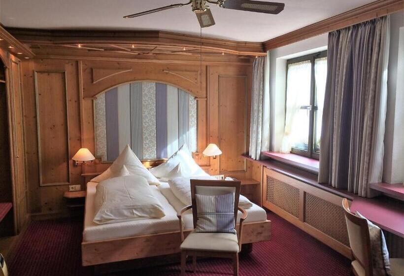 اتاق استاندارد یک نفره, Augsburger Hof