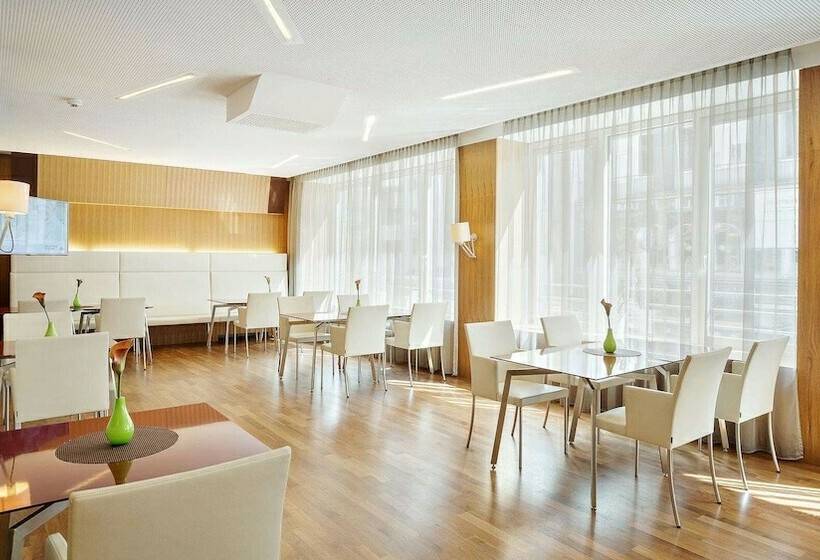 스위트, Austria Trend Hotel Europa Wien