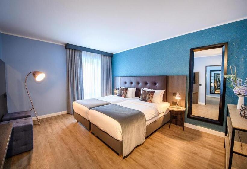 이그제큐티브 스위트, Holiday Inn Lübeck, An Ihg