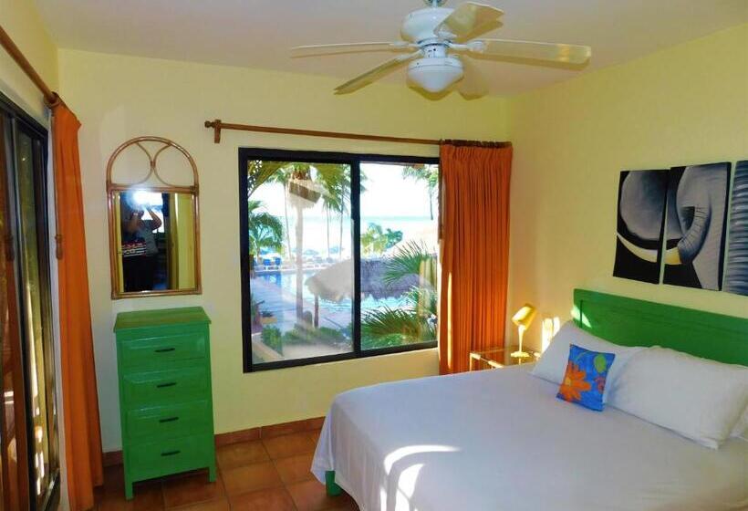 דירת 2 חדרים נוף לים, Nautibeach Beach Front Condos In North Beach