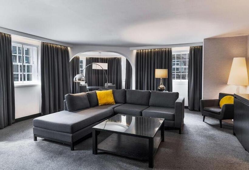 סוויטה מלכותית, Radisson Blu Hotel, Edinburgh City Centre