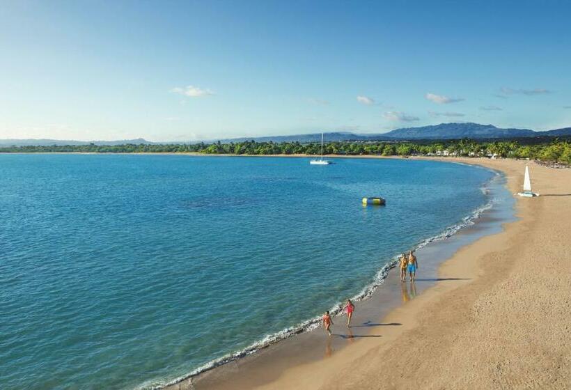Номер Deluxe Вид на Бассейн, Sunscape Puerto Plata  All Inclusive
