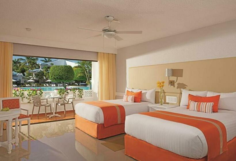 Трехместный Номер Deluxe Вид на Бассейн, Sunscape Puerto Plata  All Inclusive