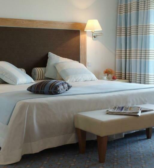 Семейный Номер, Pestana Carlton Madeira Ocean Resort