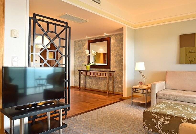 Люкс, Pestana Carlton Madeira Ocean Resort