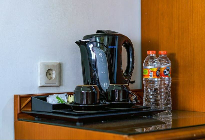 Номер Deluxe, Sofyan Hotel Cut Meutia