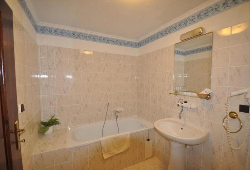 스탠다드 룸, Garni  Hotel Barbakan
