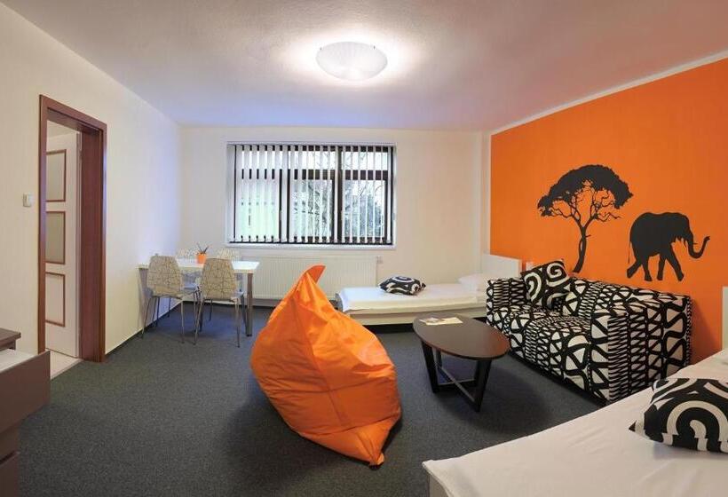 آپارتمان 1 خوابه, Pension Pod Věží