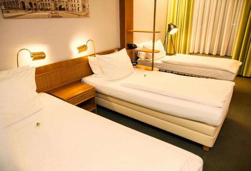 Номер Стандарт Трехместный, Best Western Parkhotel Brehna-Halle