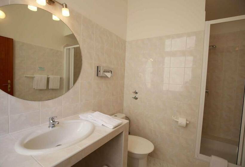 Quarto Estandar, Merkur   Czech Leading Hotels