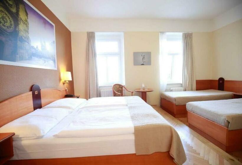 Quarto Quádruplo Estandar, Merkur   Czech Leading Hotels