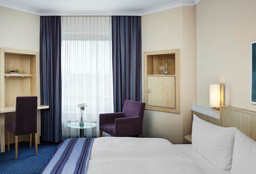Номер Стандарт, Intercityhotel Kiel