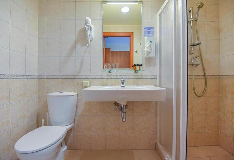 اتاق استاندارد سه تخته با بالکن, Alka Boutique Apartments & Spa
