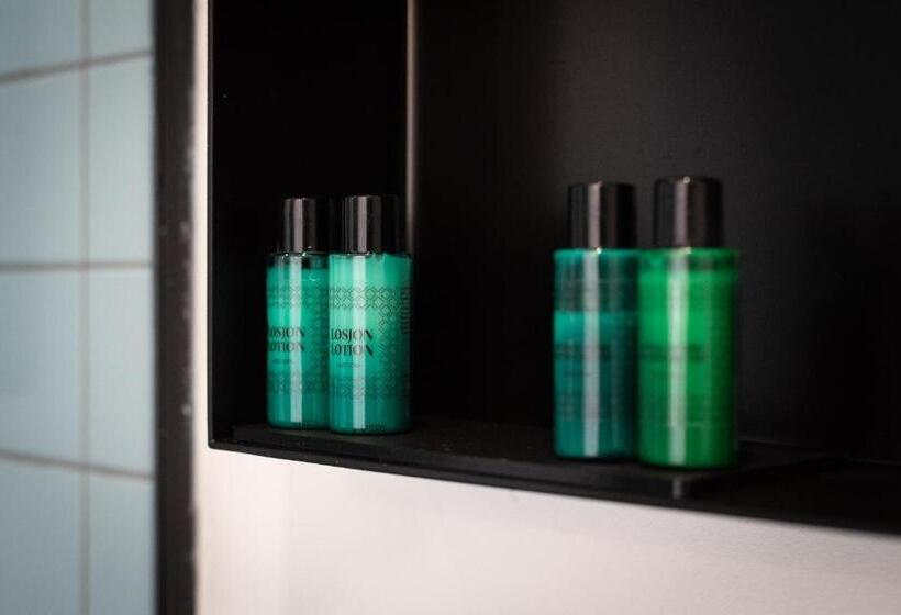 اتاق استاندارد یک نفره, Art Hotel Tartini