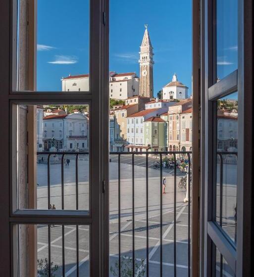 اتاق استاندارد یک نفره, Art Hotel Tartini