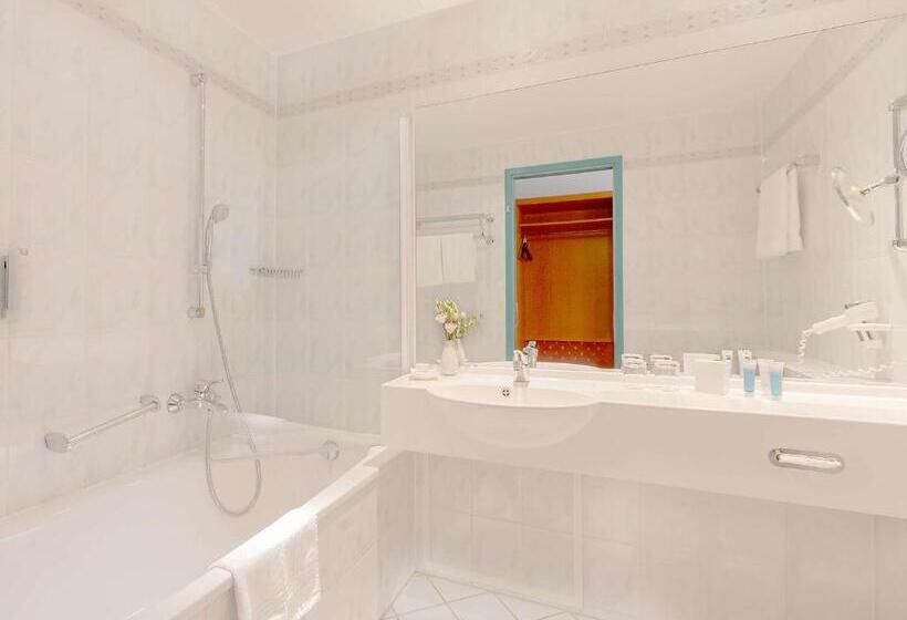 Номер Стандарт, Dorint Hotel Leipzig