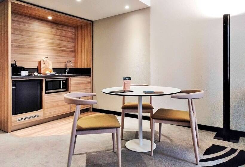 Люкс Superior, Novotel Suites Montpellier Antigone