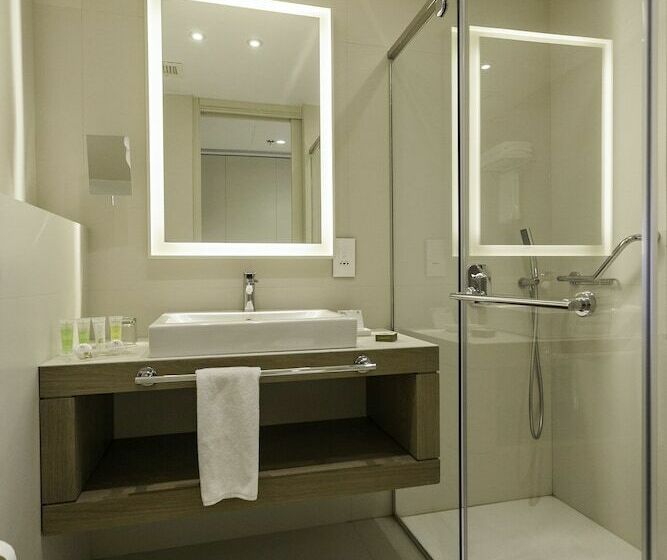 اتاق اجرایی, Alqasr Metropole