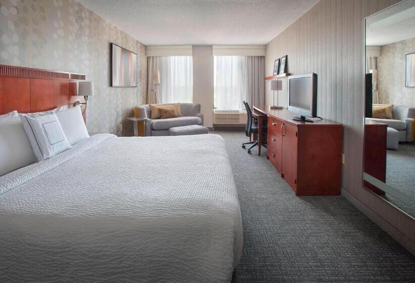 Стандартный Номер Кровать Кинг, Courtyard Wilmington Downtown