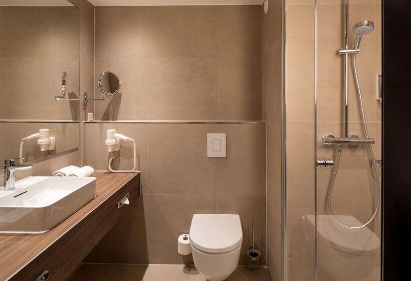Номер Superior, H+ Hotel Hannover