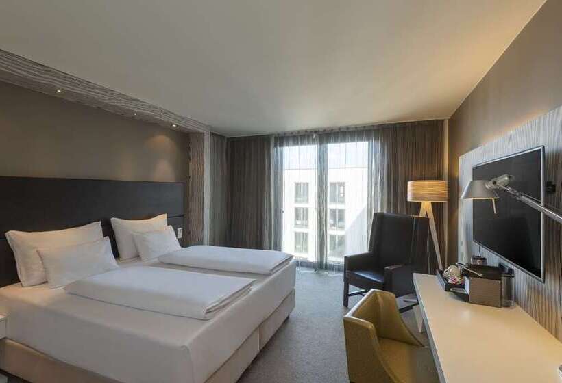اتاق خانوادگی, Hilton Brussels Grand Place