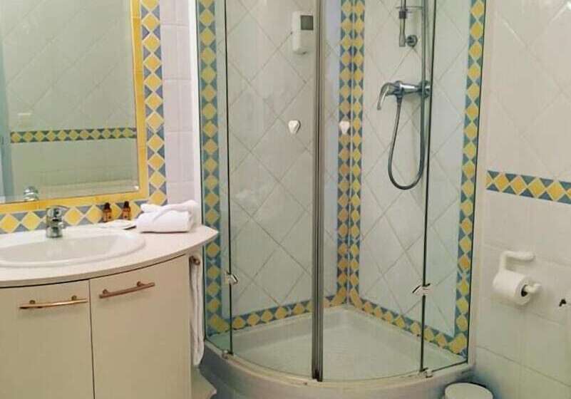 Номер Стандарт, Hôtel Jas Neuf