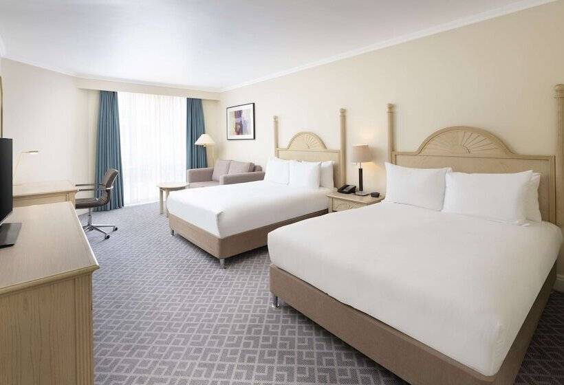 Номер Стандарт, Hilton Northampton