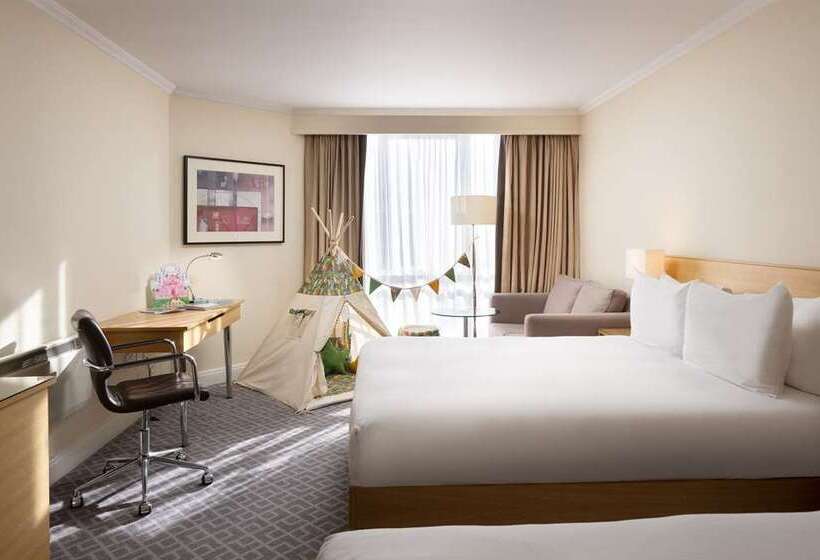 Семейный Номер, Hilton Northampton