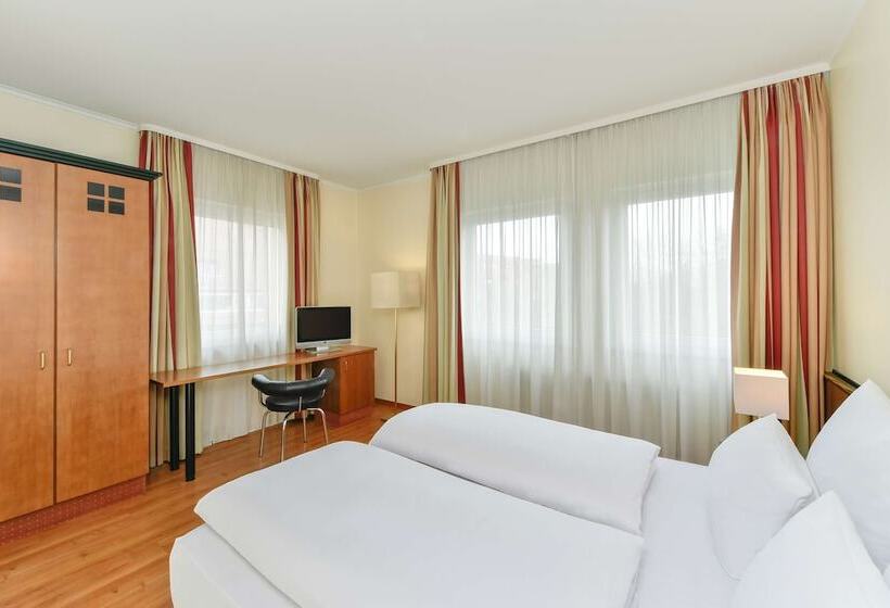 Номер Стандарт, NH München City Süd