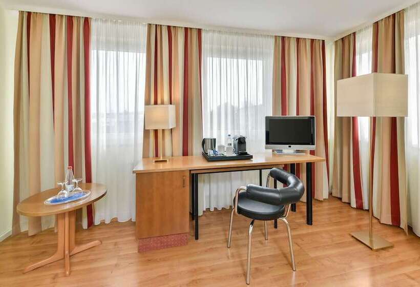 Полулюкс, NH München City Süd