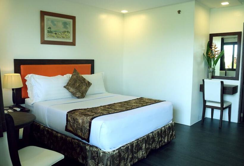 디럭스 룸, Paradise Garden Hotel And Convention Center Boracay Powered By Aston