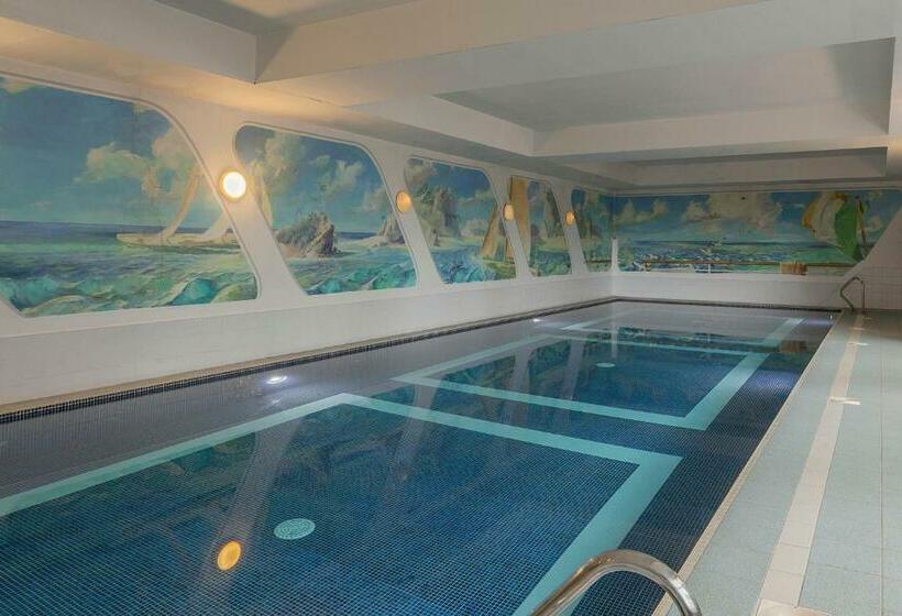 Номер Стандарт, Killarney Randles