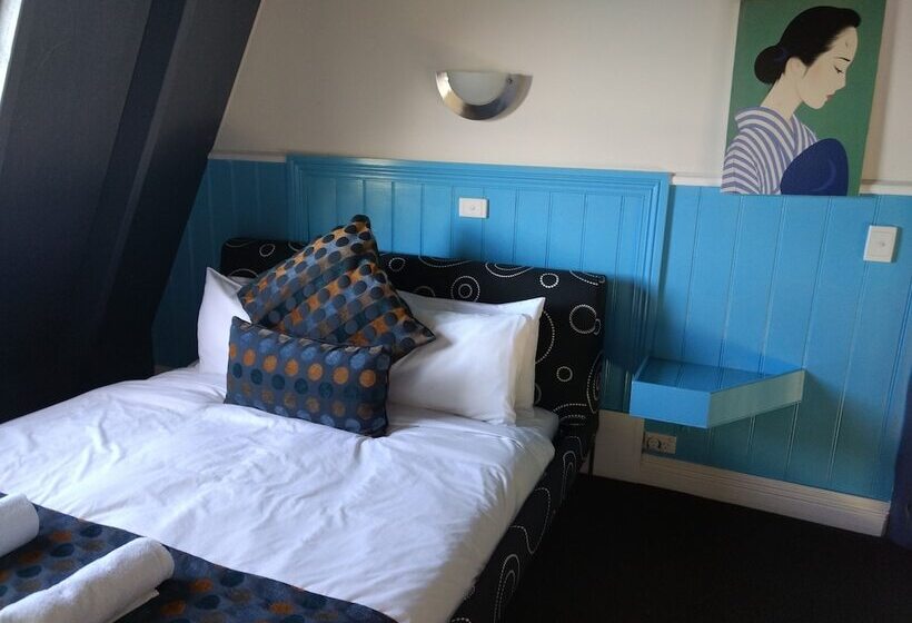 베이직 3인 룸, Diamond Island Resort & Bicheno Penguin Show